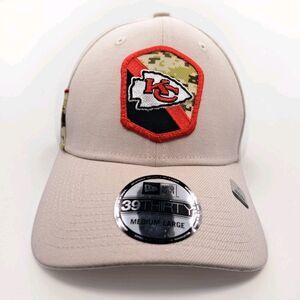 Kansas City Chiefs 2023 Salute To Service New Era 39THIRTY Size M-L Hat Cap NFL